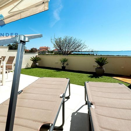Beachfront Reiterer Villa V2 With Seaview 30 Meters From The Beach - Crowonder Luxury Rent Privlaka  Exterior photo